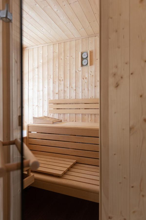 Appartement A Travers Champs Avec Sauna Et Parking كولمار المظهر الخارجي الصورة